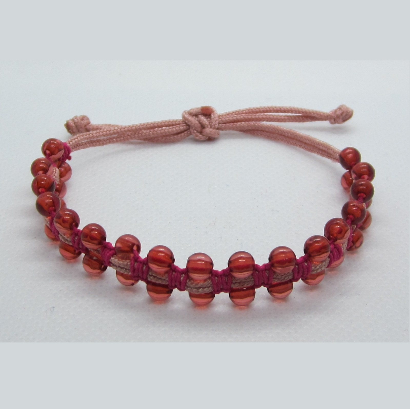 Bracelet macrame with beads rose